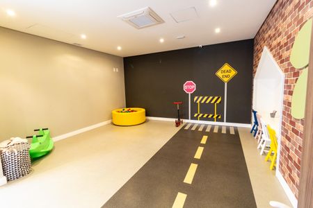 Studio para alugar com 26m², 1 quarto e sem vaga Studio para alugar com 26m², 1 quarto e sem vagaÁrea comum - Brinquedoteca