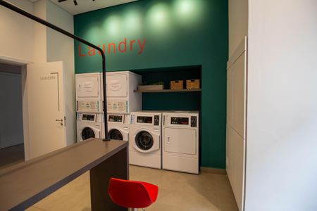 Studio para alugar com 26m², 1 quarto e sem vaga Studio para alugar com 26m², 1 quarto e sem vagaÁrea comum - Lavanderia