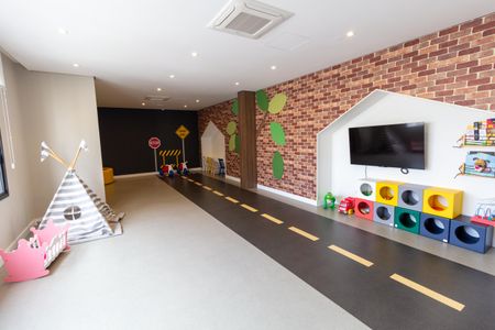 Studio para alugar com 26m², 1 quarto e sem vaga Studio para alugar com 26m², 1 quarto e sem vagaÁrea comum - Brinquedoteca