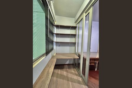 Apartamento à venda com 168m², 3 quartos e sem vagaVaranda