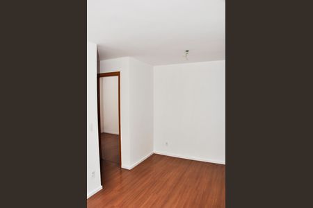 Sala de apartamento para alugar com 2 quartos, 43m² em Jardim Íris, São Paulo