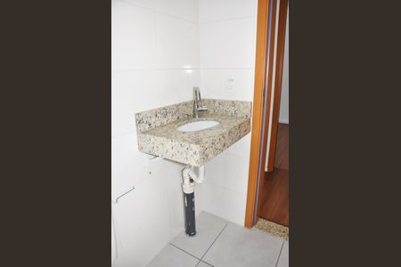 Apartamento para alugar com 43m², 2 quartos e 1 vaga Apartamento para alugar com 43m², 2 quartos e 1 vagaBanheiro Social