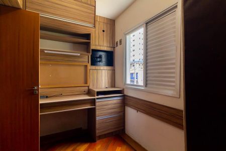 Apartamento para alugar com 57m², 2 quartos e 1 vagaQuarto 