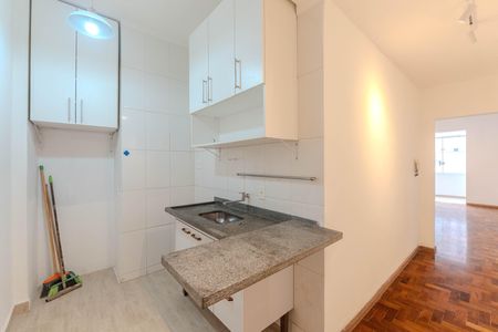 Cozinha de apartamento para alugar com 1 quarto, 79m² em Bela Vista, São Paulo