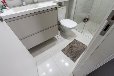 Apartamento para alugar com 100m², 2 quartos e 2 vagasBanheiro da Suíte