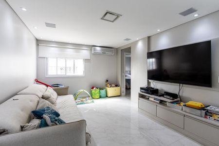 Sala de apartamento para alugar com 2 quartos, 100m² em Parque Industrial Tomas Edson, São Paulo