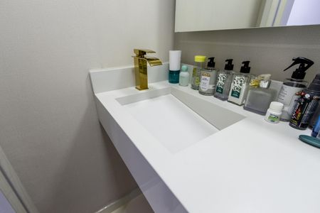 Apartamento para alugar com 100m², 2 quartos e 2 vagasLavabo