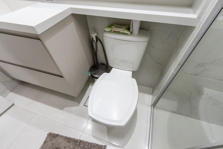 Apartamento para alugar com 100m², 2 quartos e 2 vagasBanheiro da Suíte