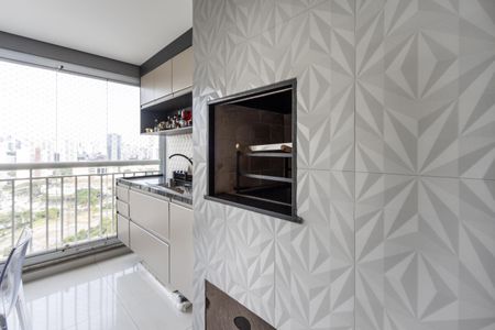 Apartamento para alugar com 100m², 2 quartos e 2 vagasVaranda