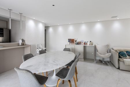 Apartamento para alugar com 100m², 2 quartos e 2 vagasSala