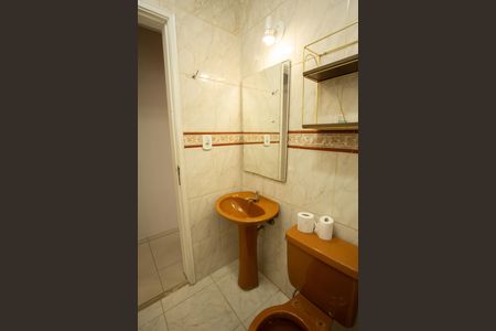 Casa para alugar com 73m², 2 quartos e 1 vagaBANHEIRO