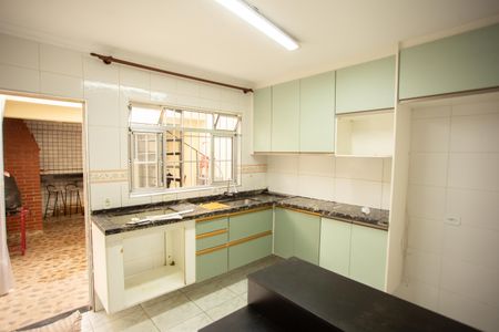 Casa para alugar com 73m², 2 quartos e 1 vagaCOZINHA