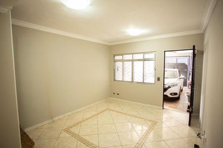 SALA de casa para alugar com 2 quartos, 73m² em Parque Panamericano, São Paulo