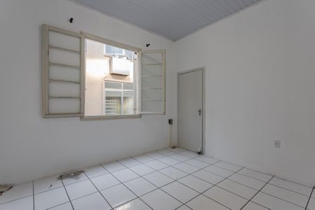 Quarto 1 de casa para alugar com 2 quartos, 110m² em Navegantes, Porto Alegre