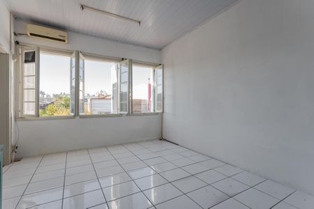 Sala de casa para alugar com 2 quartos, 110m² em Navegantes, Porto Alegre