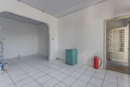 Sala de casa para alugar com 2 quartos, 110m² em Navegantes, Porto Alegre