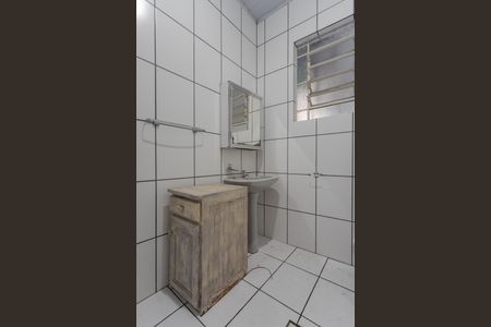 Casa para alugar com 110m², 2 quartos e 1 vaga Casa para alugar com 110m², 2 quartos e 1 vagaBanheiro