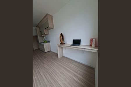 Sala/Quarto de kitnet/studio à venda com 1 quarto, 27m² em Penha de França, São Paulo