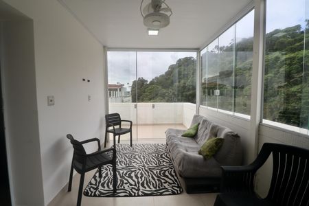 Varanda de apartamento para alugar com 4 quartos, 200m² em Enseada, Guarujá