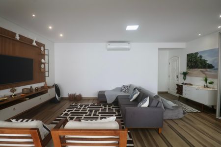 Apartamento para alugar com 4 quartos, 200m² em Enseada, Guarujá