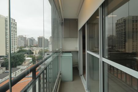 Varanda de kitnet/studio para alugar com 1 quarto, 32m² em Vila Mariana, São Paulo