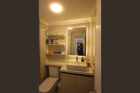 Apartamento à venda com 78m², 2 quartos e 1 vagaBanheiro da Suíte