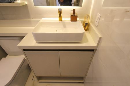 Apartamento à venda com 78m², 2 quartos e 1 vagaBanheiro da Suíte