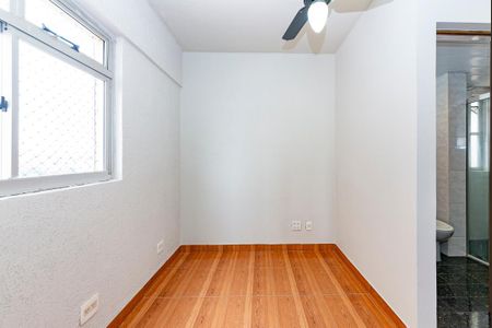 Suíte de apartamento para alugar com 3 quartos, 69m² em Carlos Prates, Belo Horizonte