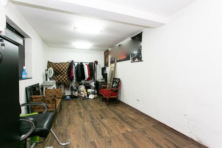 Casa à venda com 180m², 2 quartos e 2 vagas Casa à venda com 180m², 2 quartos e 2 vagasSala 2