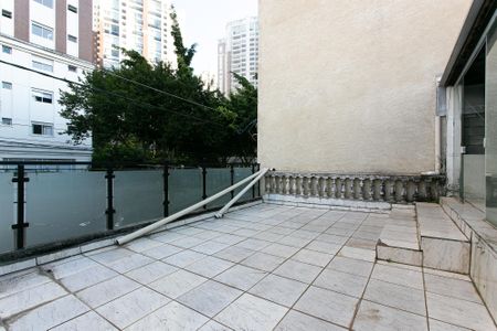 Casa à venda com 180m², 2 quartos e 2 vagas Casa à venda com 180m², 2 quartos e 2 vagasÁrea comum - Varanda do Salão