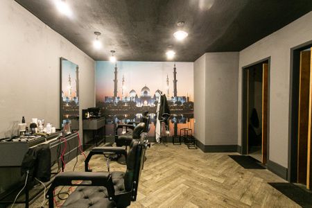 Casa à venda com 180m², 2 quartos e 2 vagas Casa à venda com 180m², 2 quartos e 2 vagasGaragem 2