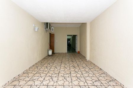 Casa à venda com 180m², 2 quartos e 2 vagas Casa à venda com 180m², 2 quartos e 2 vagasGaragem 1