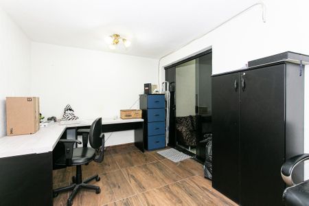 Casa à venda com 180m², 2 quartos e 2 vagas Casa à venda com 180m², 2 quartos e 2 vagasSala 2