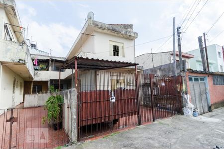 Casa para alugar com 69m², 2 quartos e 1 vagaFachada