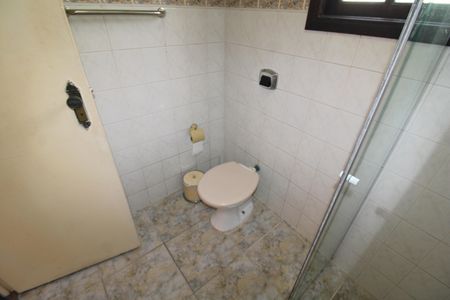 Casa à venda com 380m², 3 quartos e 1 vagaBanheiro da Suíte 1