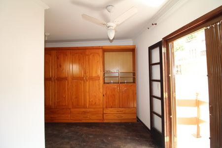 Casa à venda com 380m², 3 quartos e 1 vagaSuíte 1