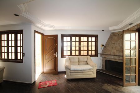 Casa à venda com 380m², 3 quartos e 1 vagaSala