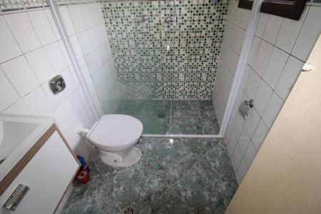 Casa à venda com 380m², 3 quartos e 1 vagaBanheiro da Suíte 2