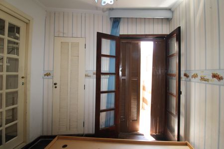 Casa à venda com 380m², 3 quartos e 1 vagaQuarto 