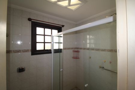 Casa à venda com 380m², 3 quartos e 1 vagaBanheiro da Suíte 1