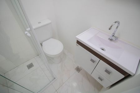 Banheiro social de apartamento para alugar com 1 quarto, 29m² em Lauzane Paulista, São Paulo