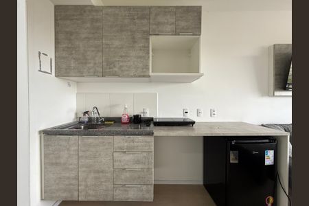 Cozinha de kitnet/studio à venda com 1 quarto, 18m² em Vila Moraes, São Paulo
