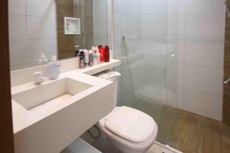 Casa à venda com 250m², 5 quartos e 3 vagasBanheiro