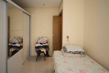 Casa à venda com 250m², 5 quartos e 3 vagasQuarto