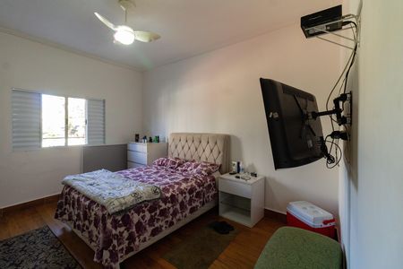 Casa à venda com 132m², 2 quartos e 1 vaga Casa à venda com 132m², 2 quartos e 1 vagaQuarto