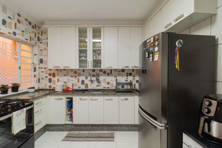 Casa à venda com 132m², 2 quartos e 1 vaga Casa à venda com 132m², 2 quartos e 1 vagaCozinha