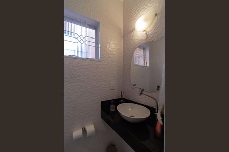 Casa à venda com 132m², 2 quartos e 1 vaga Casa à venda com 132m², 2 quartos e 1 vagaLavabo