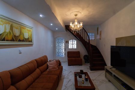 Casa à venda com 132m², 2 quartos e 1 vaga Casa à venda com 132m², 2 quartos e 1 vagaSala
