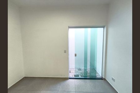 Apartamento à venda com 34m², 1 quarto e sem vagaQuarto
