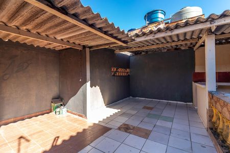 Casa à venda com 120m², 1 quarto e sem vagaÁrea externa